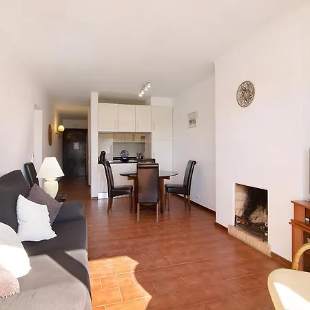 Apartamento T2 Balaia *